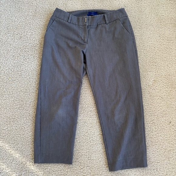 Apt. 9, Grey Capri Dress Pants, Size 6 - Picture 1 of 6